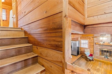 This a real lakefront log cabin with all the comforts, modern - photo 29
