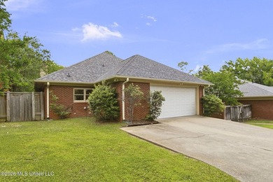 Welcome to this well-designed & built Patio Home, conveniently & - photo 30