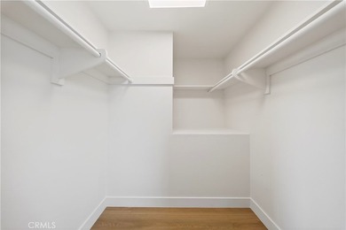 Tucked away on a private interior lot in the highly coveted Glen - photo 30