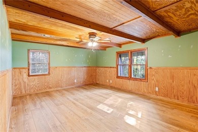 This a real lakefront log cabin with all the comforts, modern - photo 33