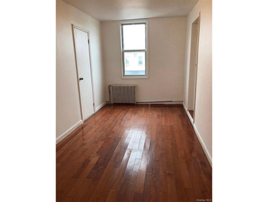 Exceptional mixed-use property in the heart of Flushing. This - photo 6