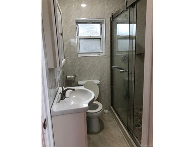 Exceptional mixed-use property in the heart of Flushing. This - photo 8
