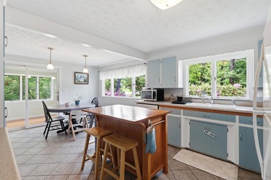 Offering the perfect blend of comfort, functionality, and - photo 12