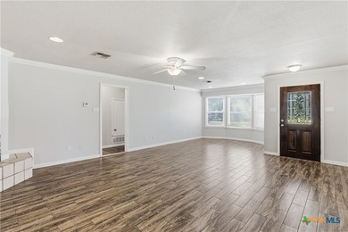 Welcome to 163 Lakeside Dr - the lakeside retreat you've been - photo 12
