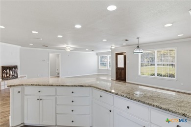 Welcome to 163 Lakeside Dr - the lakeside retreat you've been - photo 22