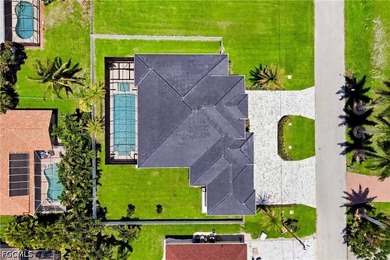 RARE TRIPLE-LOT MODERN ESTATE in the HEART of SW Cape Coral w/ 4 - photo 23