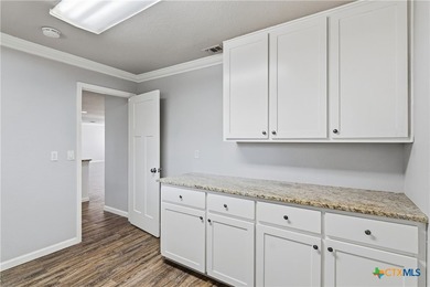 Welcome to 163 Lakeside Dr - the lakeside retreat you've been - photo 35
