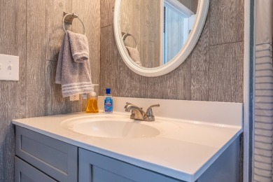 Waterfront, Central location & Rental friendly Neighborhood! - photo 17