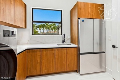 RARE TRIPLE-LOT MODERN ESTATE in the HEART of SW Cape Coral w/ 4 - photo 49