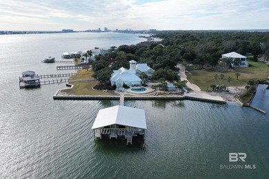 An extraordinary waterfront estate where refined luxury meets - photo 1