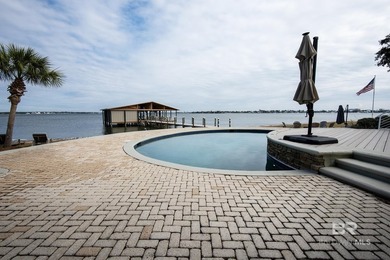 An extraordinary waterfront estate where refined luxury meets - photo 6