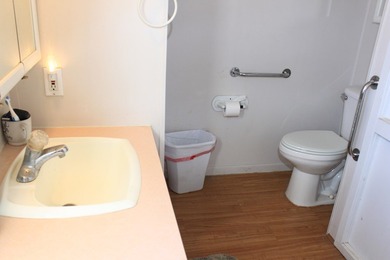 3/2 on .30 Acre. Well Cared for 1994 Home with Great Room - photo 16