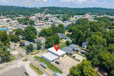 3200 SQ foot, Heated and Cooled commercial building, with Great - photo 5