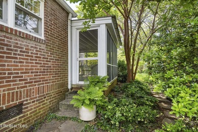 New Price! Nestled in the heart of treasured Sequoyah Hills - photo 38
