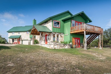Come and see this beautiful custom built home in the Texas Hill - photo 3