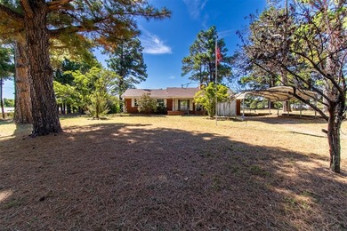 (private lake, pond, creek) Home For Sale in Choctaw Oklahoma