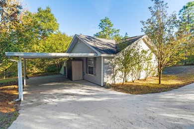Welcome to your lakefront retreat! This 3BR/2BA home sits on a - photo 3