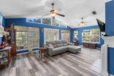 Welcome to your lakefront retreat! This 3BR/2BA home sits on a - photo 7