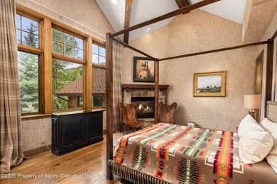 Welcome to The Silver Pine, an elegant mountain retreat just 1.2 - photo 18