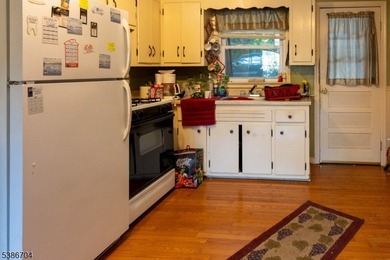Charming Ranch-Style Home with Lake Views! Welcome to your cozy - photo 11