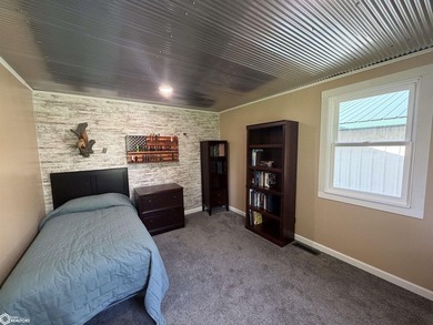 Exceptional Southern Iowa recreational retreat on Lake Rathbun's - photo 26