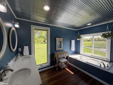 Exceptional Southern Iowa recreational retreat on Lake Rathbun's - photo 31