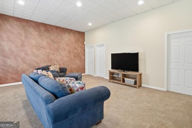No showings until August. Looking for space, functionality, and - photo 46