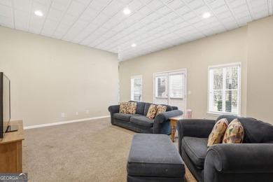No showings until August. Looking for space, functionality, and - photo 47
