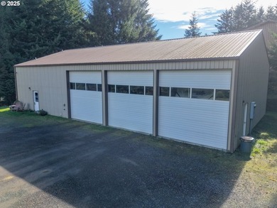 2+ acres of private country living with well and septic. Large - photo 1