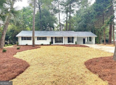 Lake Home For Sale in Jonesboro, Georgia
