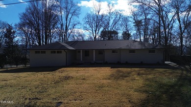 Holston River - Hawkins County Home For Sale in Church Hill Tennessee