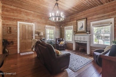 The Oldest Home in Woolmarket | Historic Riverfront Estate | 2+ - photo 17