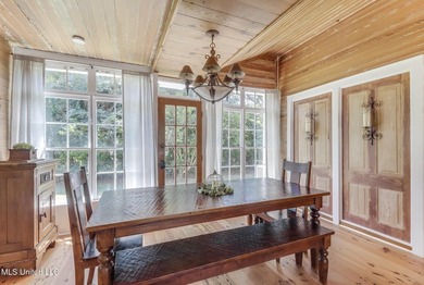 The Oldest Home in Woolmarket | Historic Riverfront Estate | 2+ - photo 25