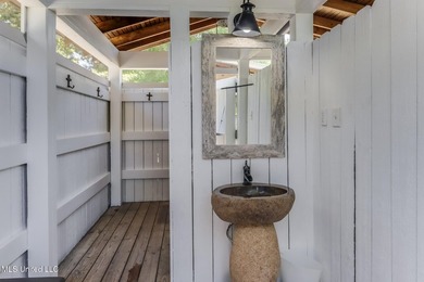 The Oldest Home in Woolmarket | Historic Riverfront Estate | 2+ - photo 49
