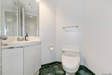 bright & spacious all renovated one bedroom 1.5 bath condo - photo 6