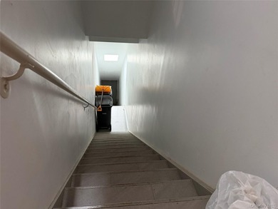 This premier mixed-use elevator building in the heart of - photo 8