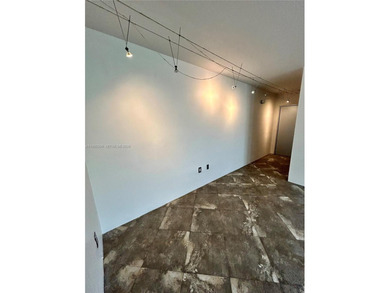 Perfectly located on iconic Lincoln Road  minutes to Trader