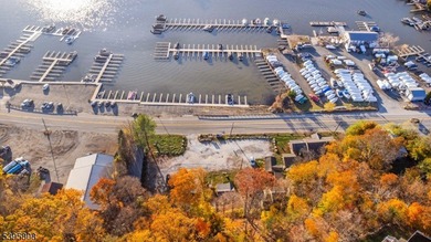 FORMER MOTEL DIRECTLY ACROSS THE STREET FROM ICONIC LAKE - photo 18