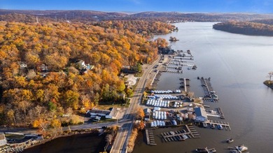 FORMER MOTEL DIRECTLY ACROSS THE STREET FROM ICONIC LAKE - photo 19