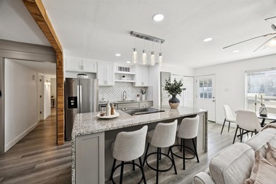 (private lake, pond, creek) Home For Sale in The Colony Texas