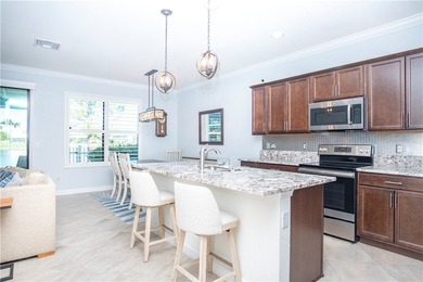 (private lake, pond, creek) Townhome/Townhouse For Sale in Vero Beach Florida