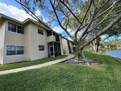 Lake Condo For Sale in Deerfield Beach, Florida