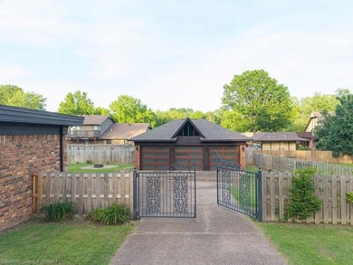 Welcome to this beautifully updated home in the heart of Fort - photo 4