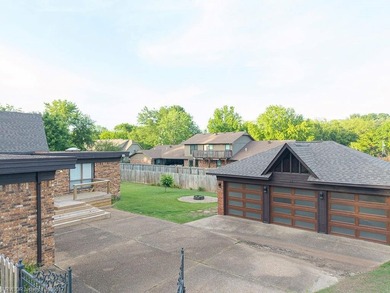 Welcome to this beautifully updated home in the heart of Fort - photo 5