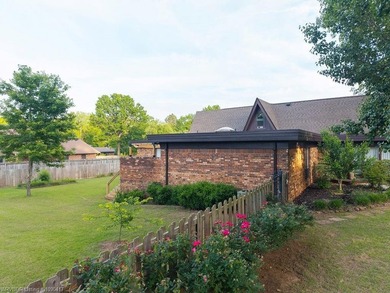 Welcome to this beautifully updated home in the heart of Fort - photo 7