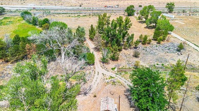 Discover a truly rare Nevada riverfront retreat - a majestic - photo 39