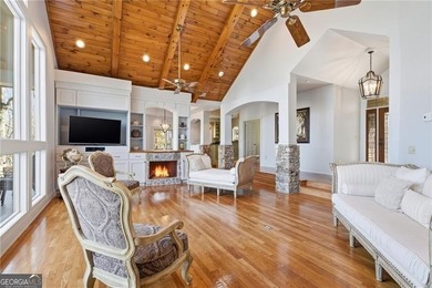 Enjoy refined mountain living with expansive, uninterrupted - photo 8