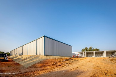 Here is your chance to OWN not Rent 1000sq ft of storage for you - photo 6
