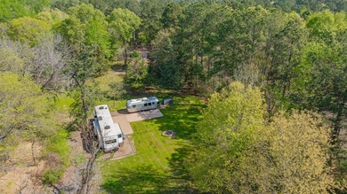Exceptional Northeast Texas ranch featuring rolling elevation - photo 7