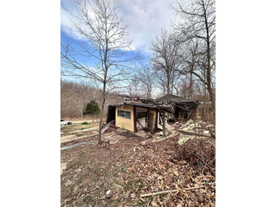 Lake Home For Sale in Warsaw, Missouri